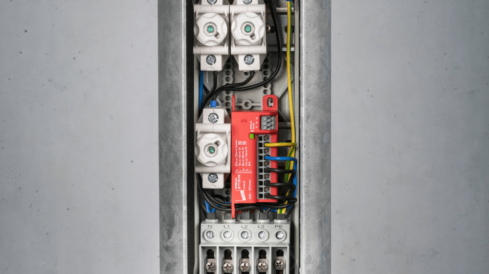 SPD DEHNcord 3P for external light systems
