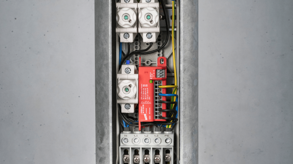 SPD DEHNcord 3P for external light systems