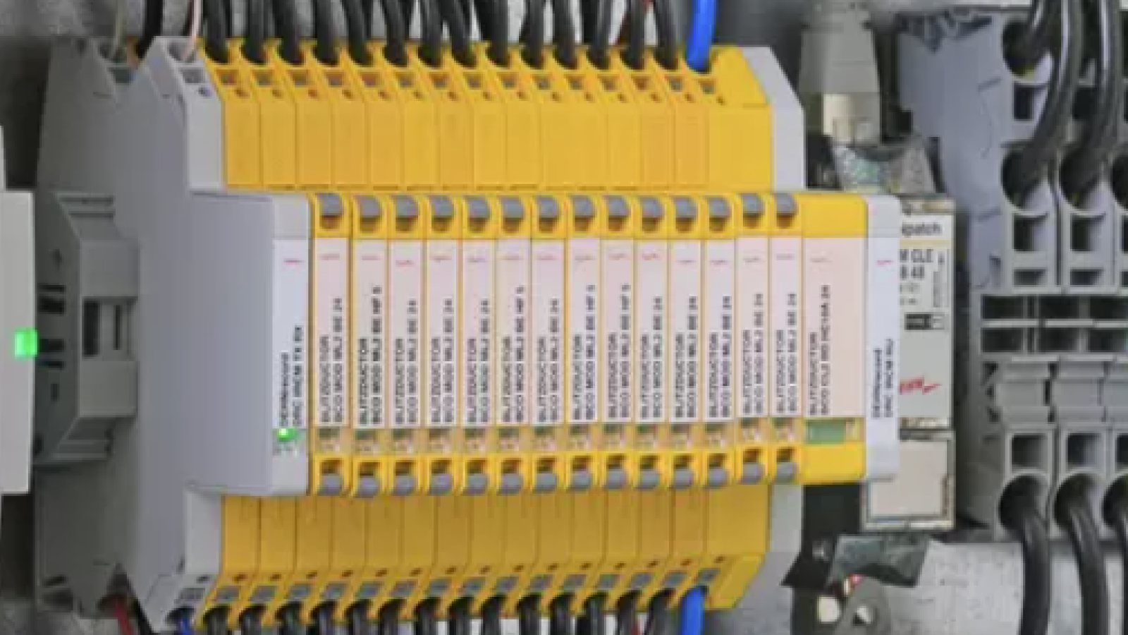 Ecat Surge protection for telecommunications Yellow Line