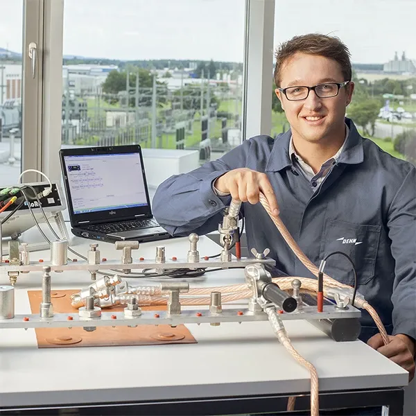 Tests on earthing and short-circuiting devices by DEHN